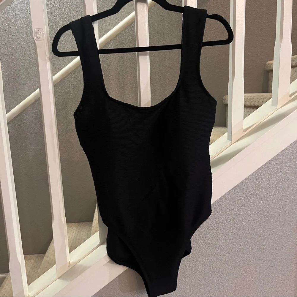 Women's J. Crew Monokini One Piece Low back Swim Black Size 10 - Picture 10 of 11